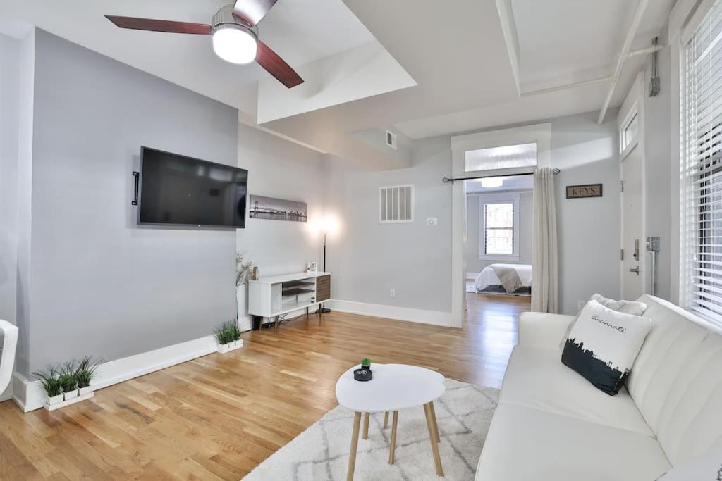 **New Radiant Stay In The Thrust Of Otr* W/Parking Cincinnati Exterior foto